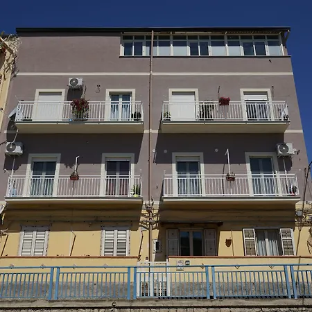 Nodo Francescano Oda ve Kahvaltı 3*