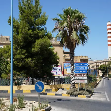 Oda ve Kahvaltı Nodo Francescano Porto Empedocle